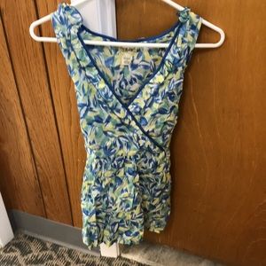 Adorable Sleeveless Blouse, Viola, ties in back